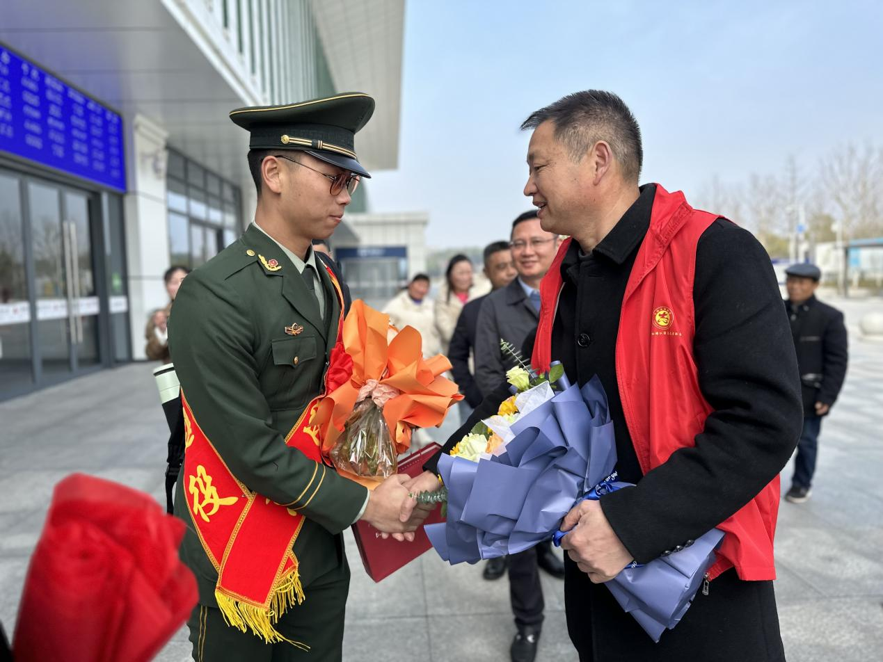 图片2.png 图片2.png